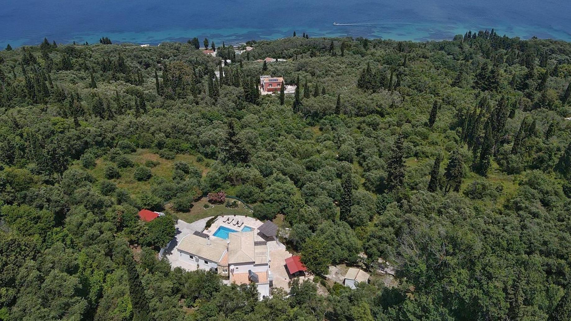 Villa Boukari Chlomos Exterior photo