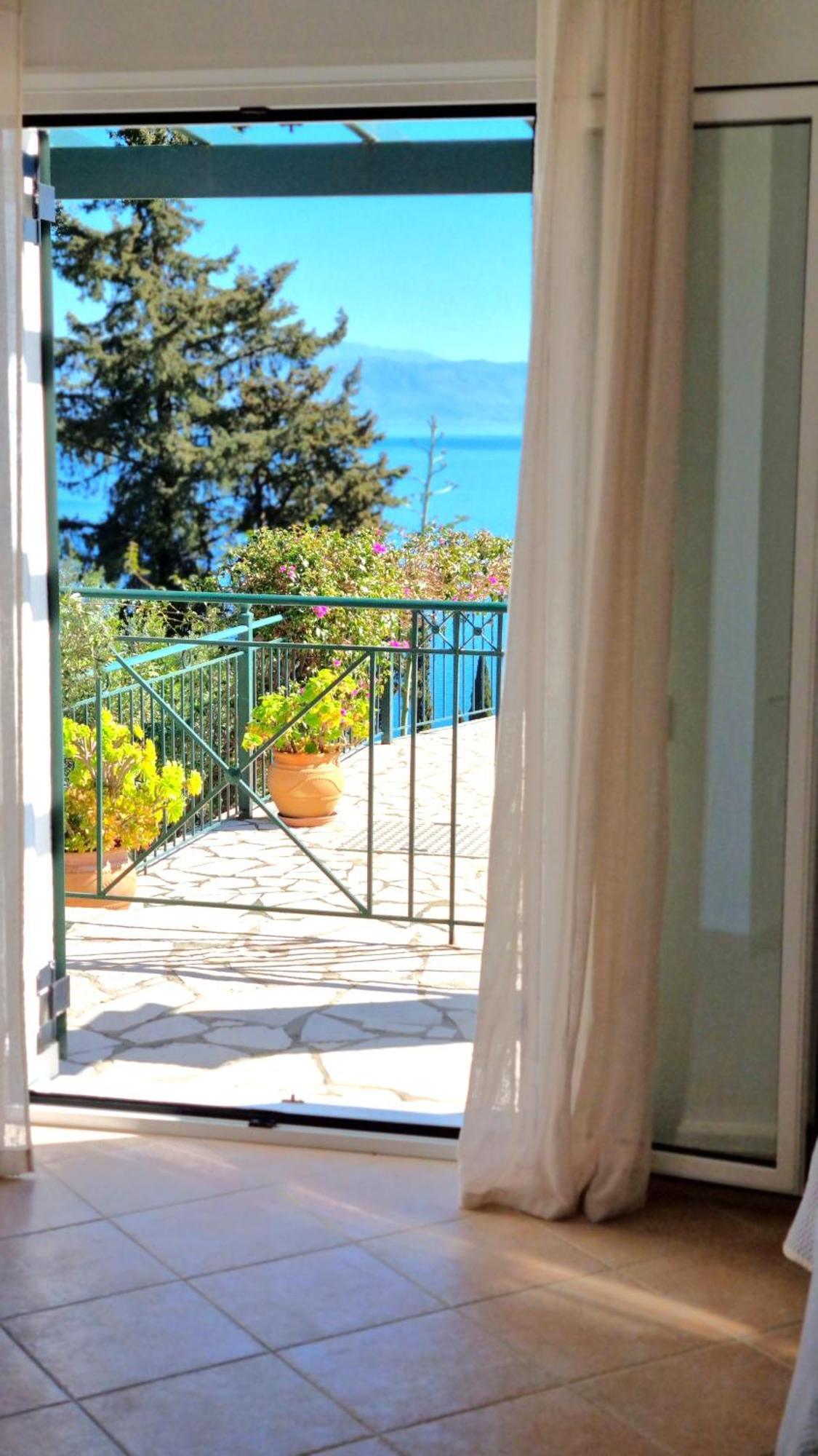 Villa Boukari Chlomos Exterior photo